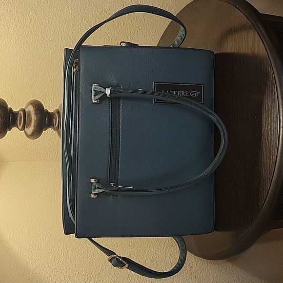 LA TERRE Handbag Teal Color